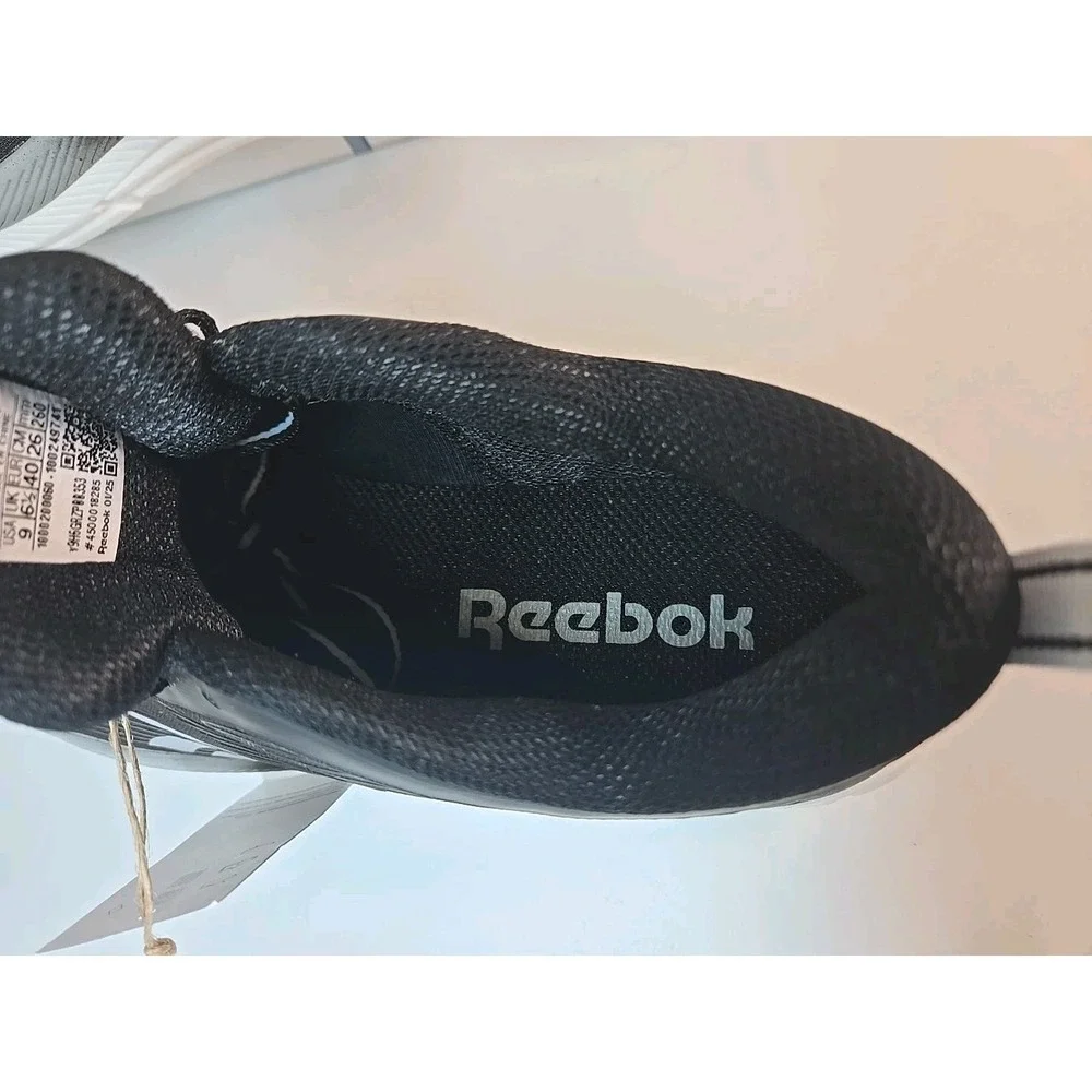 Reebok Women's Road Strider Running Shoe Size 11 Black NWOB‎